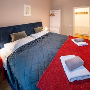 Hotel apartamentowy Zborovska